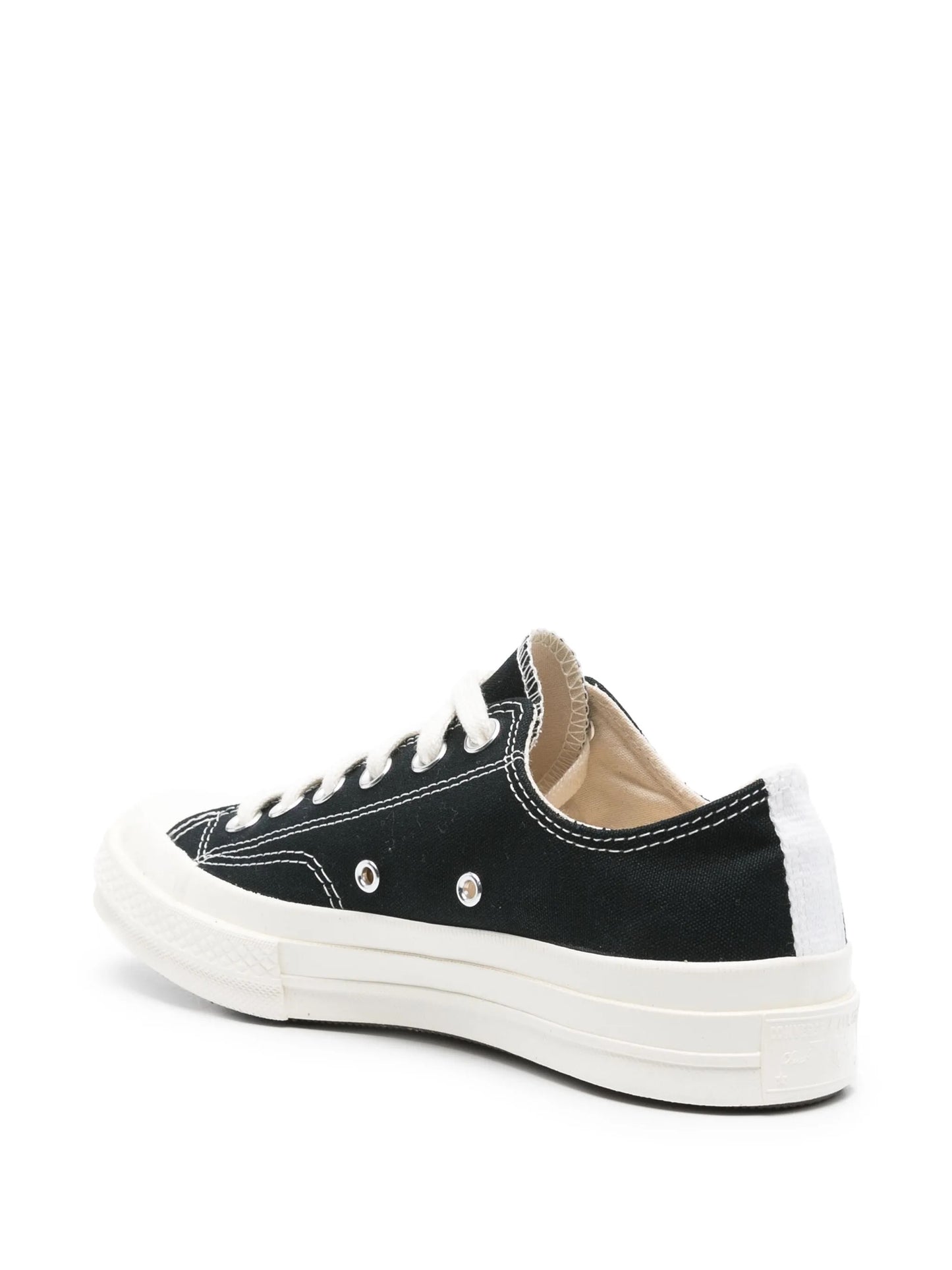 CT70 SMALL RED HEART LOW