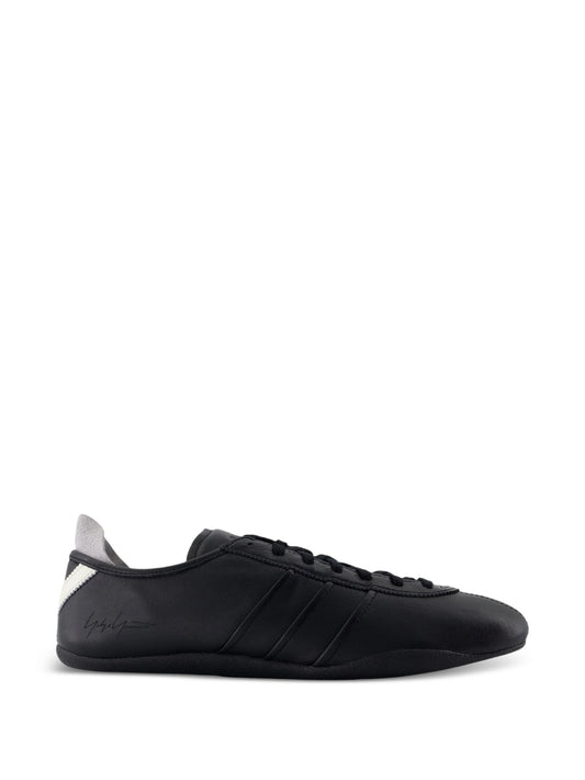 Y-3 Tokyo