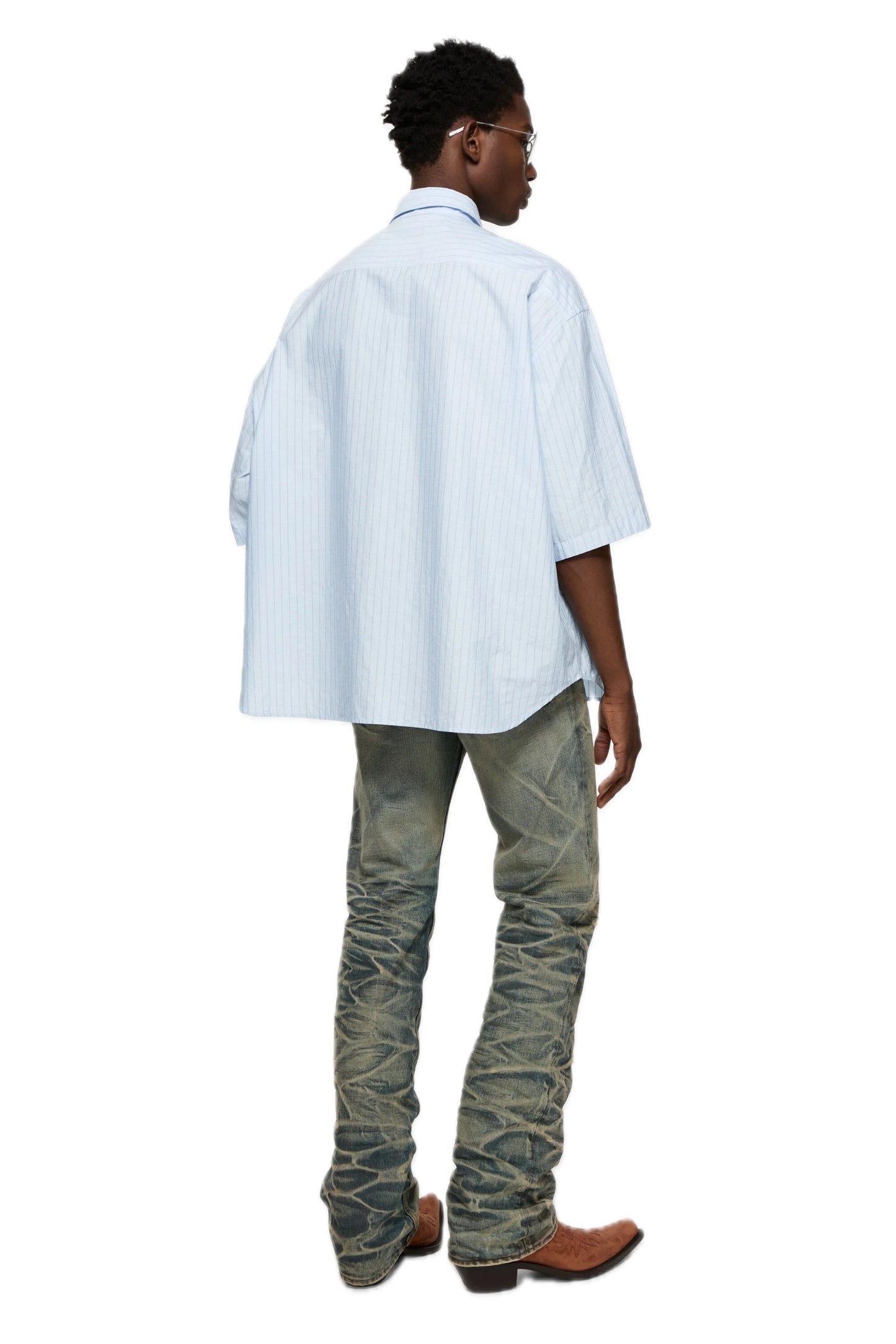 RW-MN-SHIR000004
