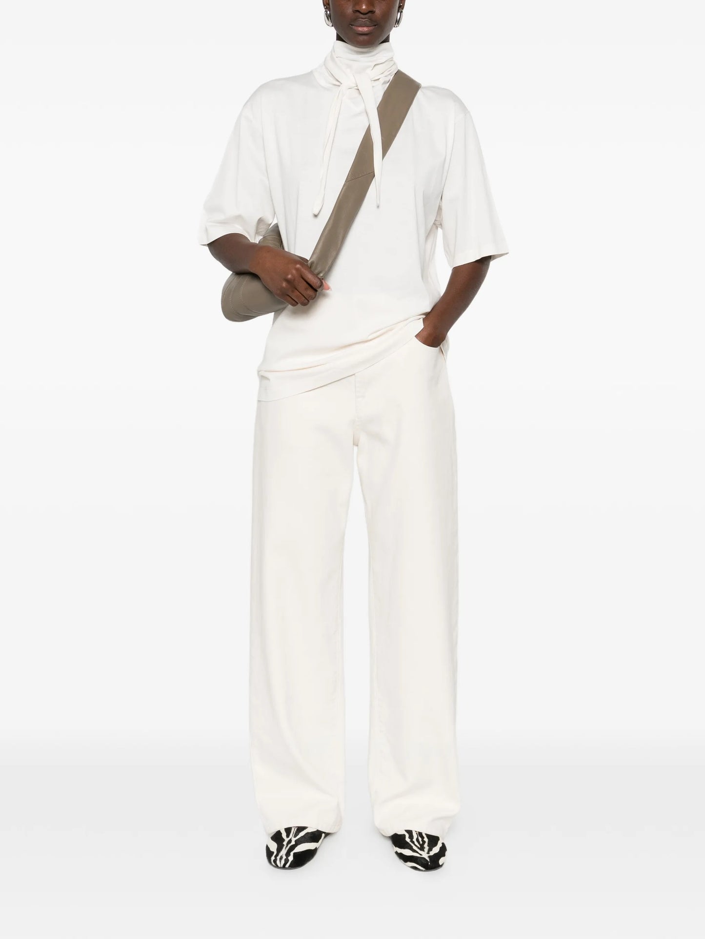 T-SHIRT WITH FOULARD